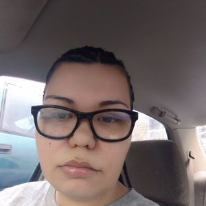 Meet your Posher, Cristal